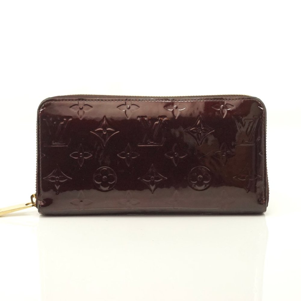 Auth Louis Vuitton Zippy Wallet Purple #5938L18